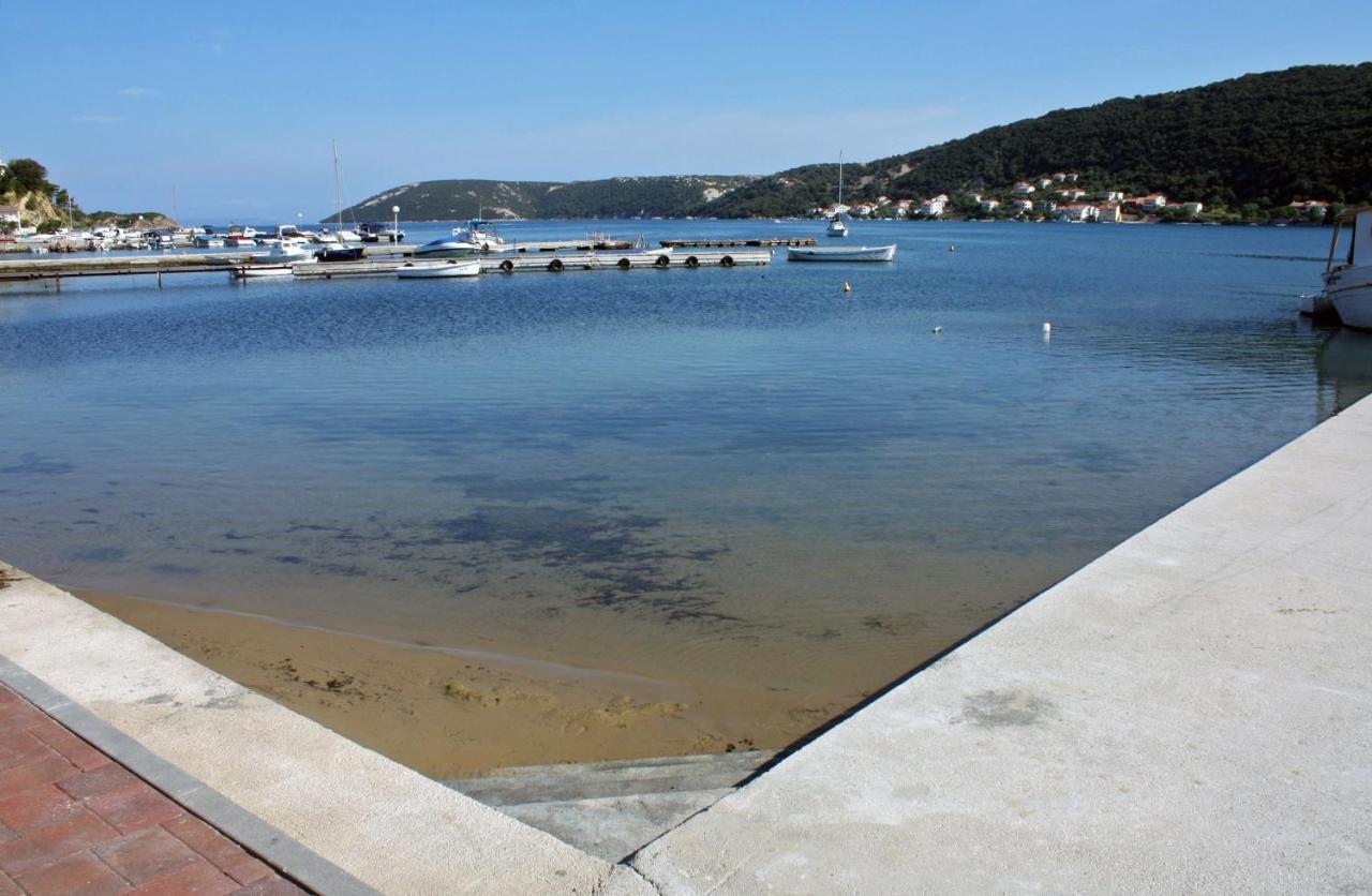 Apartments With A Parking Space Supetarska Draga - Donja, Rab - 11237 Eksteriør billede