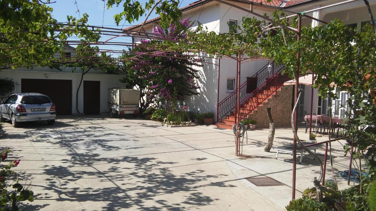 Apartments With A Parking Space Supetarska Draga - Donja, Rab - 11237 Eksteriør billede